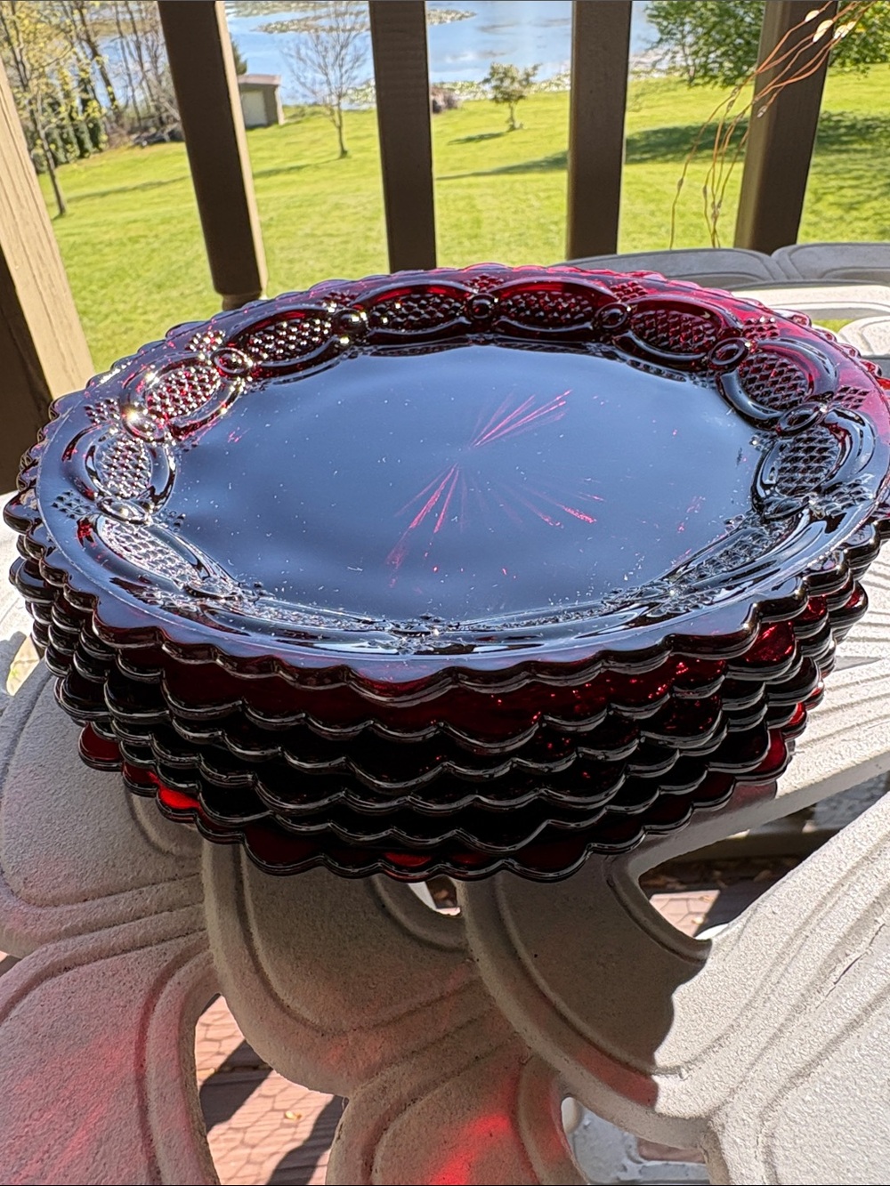 Avon Ruby Red Decorative Glass Plate - Picture 4 of 5